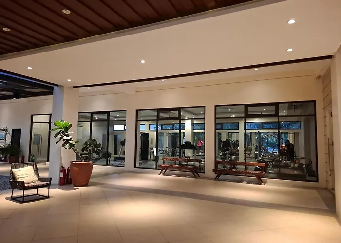 Cozy Hotel-style Unit For Rent At Eastbay Residences By Rockwell
